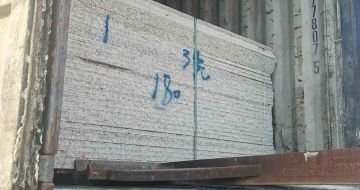 石家庄 芝麻白花岗岩石材3.0公分光面毛板装柜出货