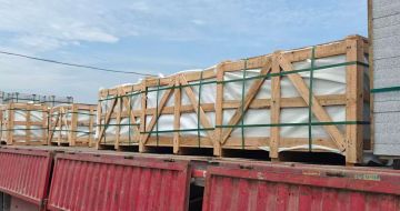 石家庄 芝麻白花岗岩地铺石出口专车-泰国游