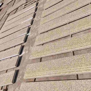 石家庄 黄金麻花岗岩光面楼梯踏步