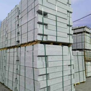 石家庄 芝麻白花岗岩路沿石，路缘石，路肩石，道牙，立缘石，马路牙子，街沿石，侧石等