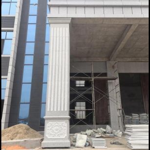 石家庄 芝麻白光面花岗岩门楼大柱（罗马柱）配雕花底座