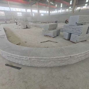 石家庄 芝麻白异形坐凳，自然面光面弧形加工