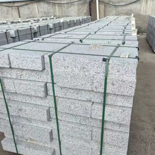 石家庄 白麻花岗岩路沿石，弧形路沿石，道牙石，马路牙子，界石，路缘石，平沿石，直岩石，平缘石等