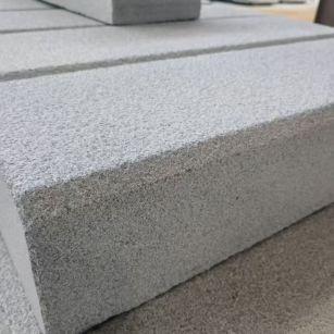 石家庄 芝麻灰荔枝面路沿石