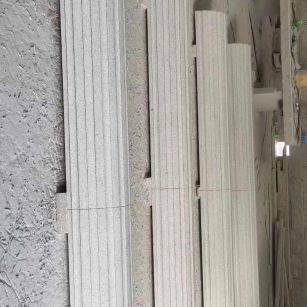 石家庄 花岗岩厂家带你看白麻花岗岩门楼大柱柱皮