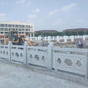 石家庄 白麻花岗岩荔枝面河道栏杆