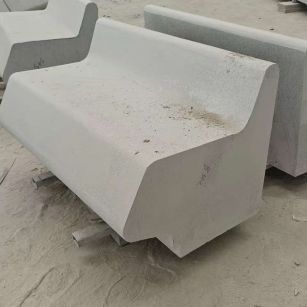 石家庄 芝麻白花岗岩异形坐凳，石凳