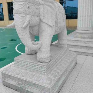 石家庄 白麻花岗岩动物异形石雕-大象