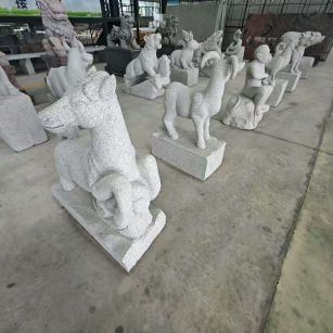石家庄 芝麻白花岗岩造型立体雕刻——十二生肖