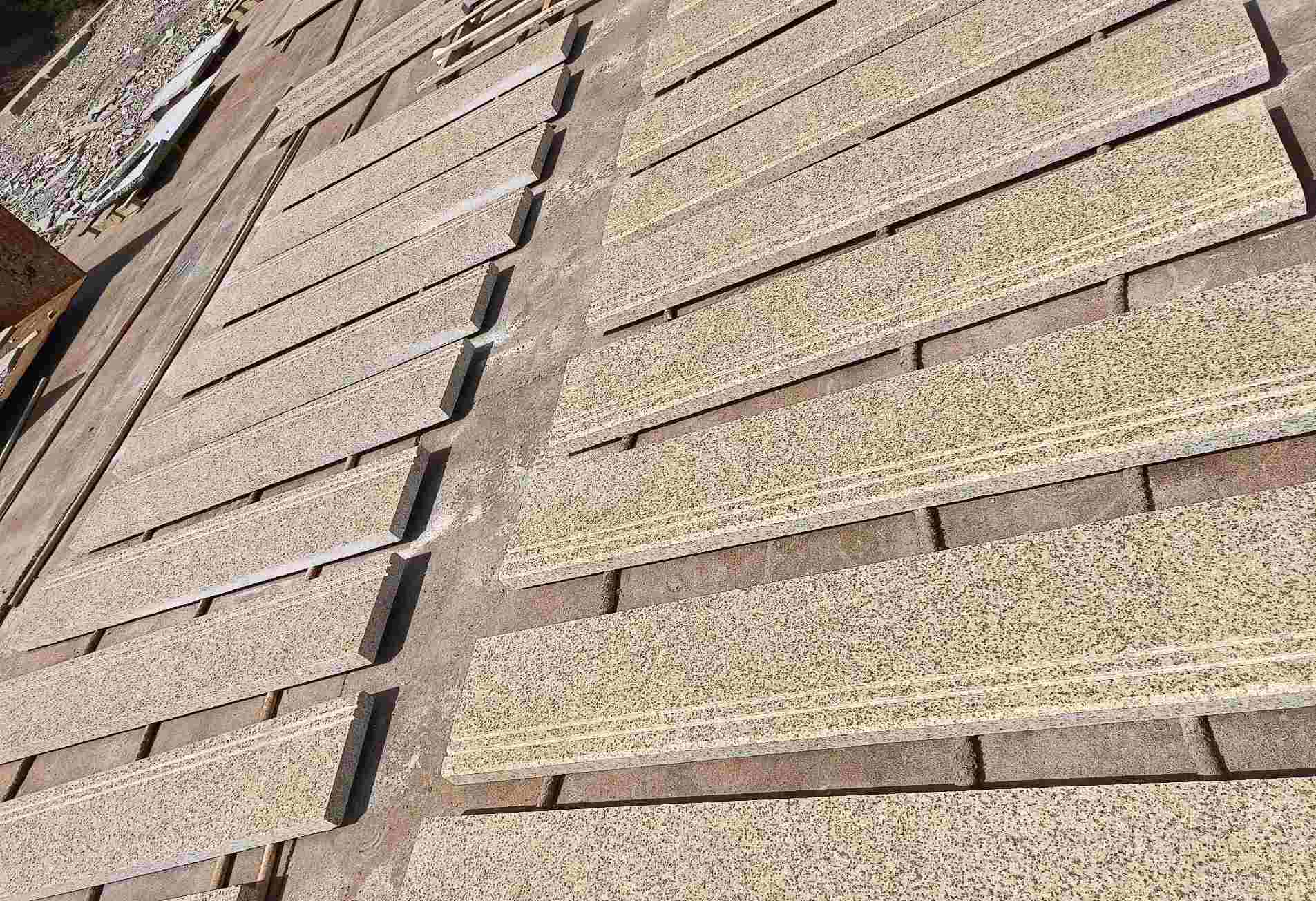 石家庄 黄金麻花岗岩光面楼梯踏步