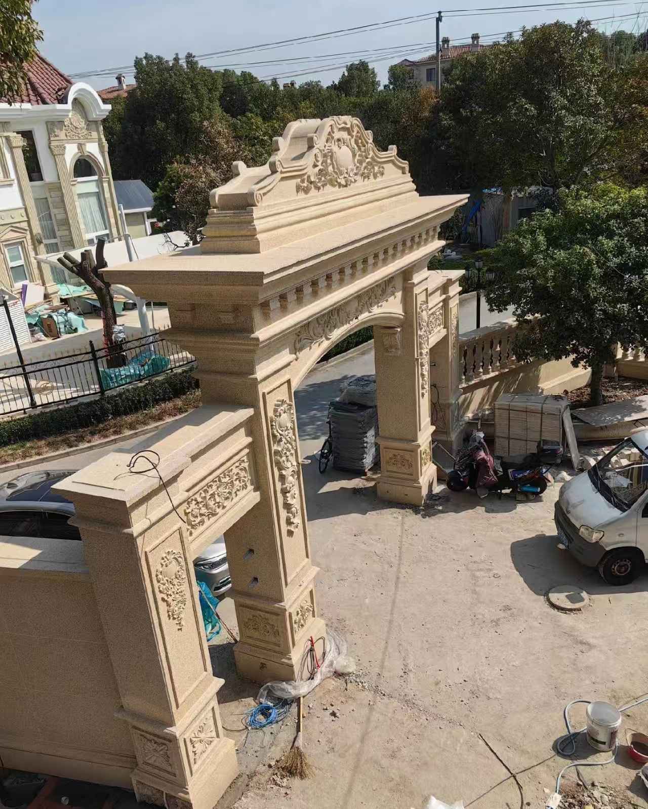 石家庄 黄金麻荔枝面花岗岩别墅门楼