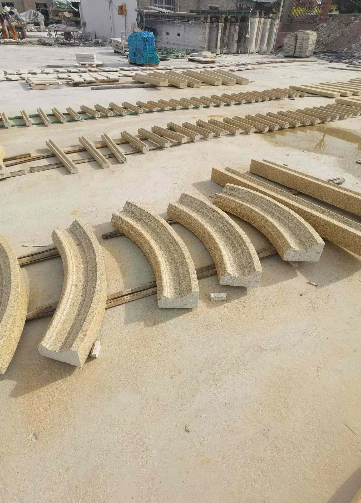 石家庄 黄金麻花岗岩别墅线条