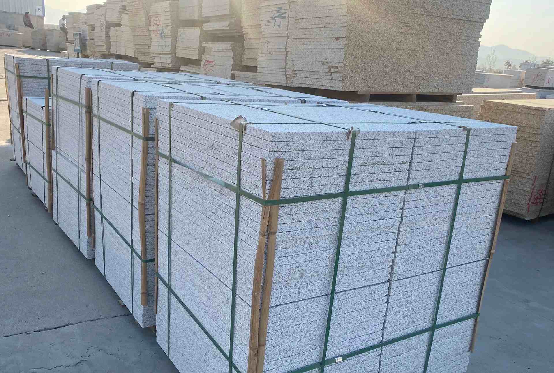 石家庄 白麻花岗岩荔枝面地铺石