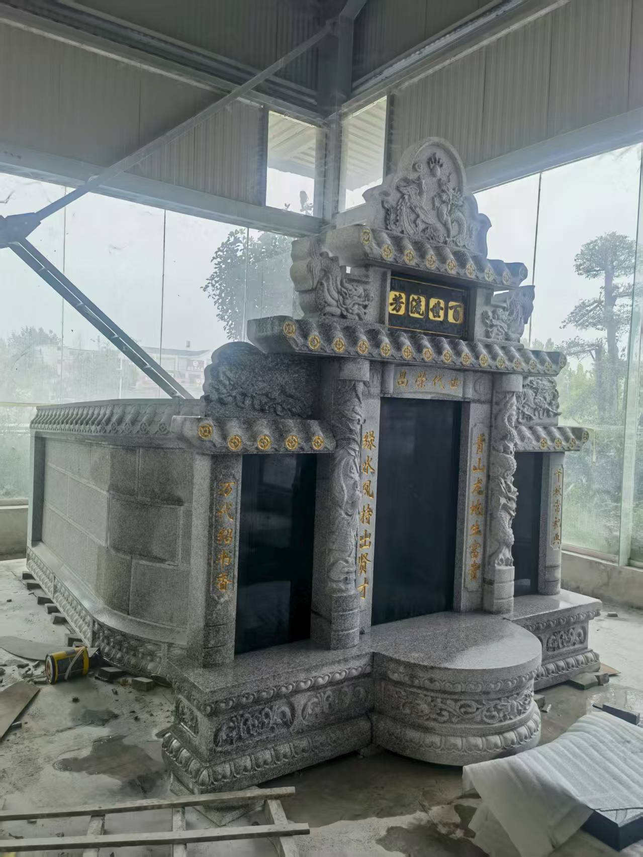 石家庄 芝麻白墓碑效果展示图