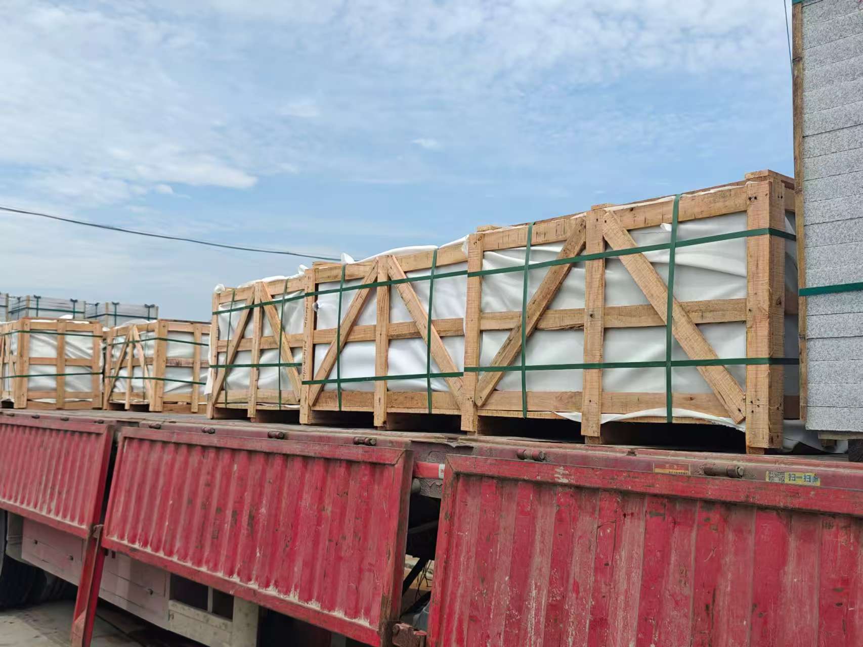 石家庄 芝麻白花岗岩地铺石出口专车-泰国游